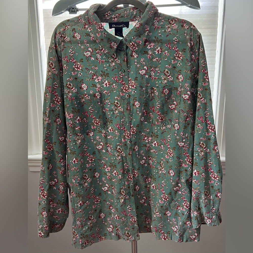 Denim&Co Olive Floral Button-Down vintage shirt, soft corduroy.